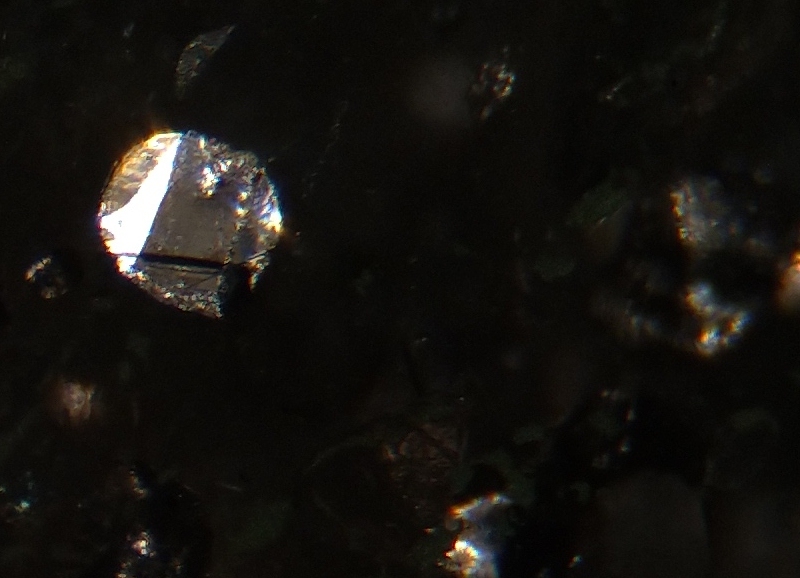 quartz graphite 2243 gray Southern India platelet a